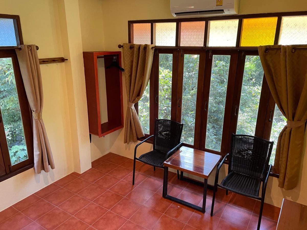 艺术河景山林小屋度假酒店 Khao Sok National Park 外观 照片