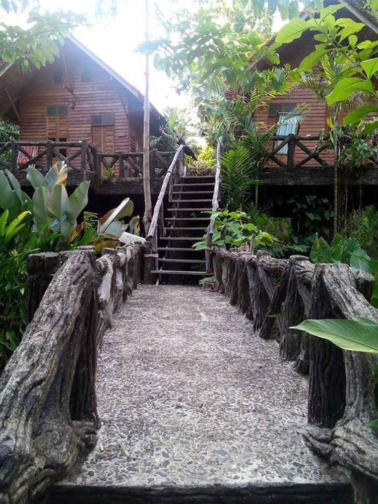 艺术河景山林小屋度假酒店 Khao Sok National Park 外观 照片