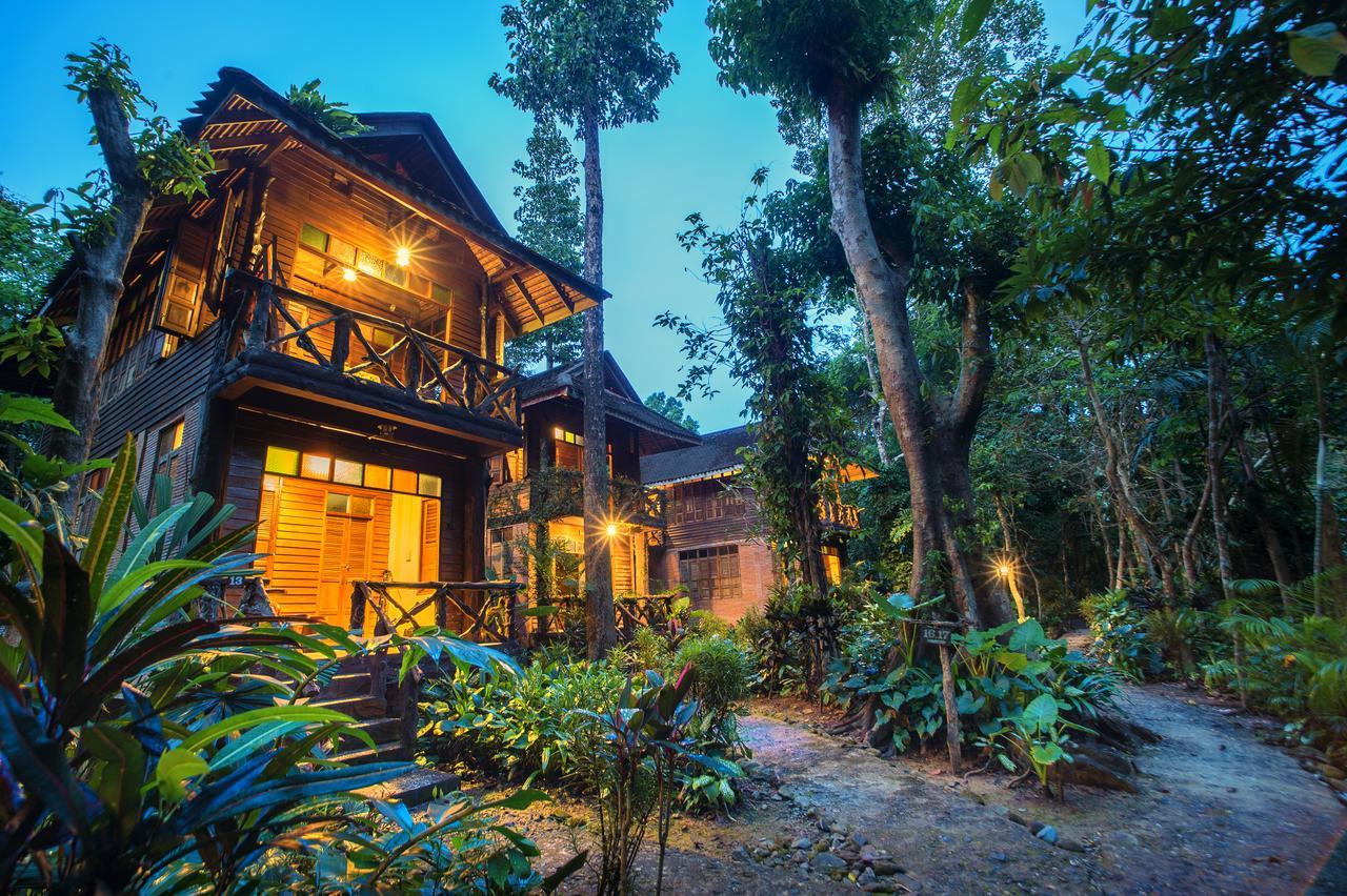 艺术河景山林小屋度假酒店 Khao Sok National Park 外观 照片