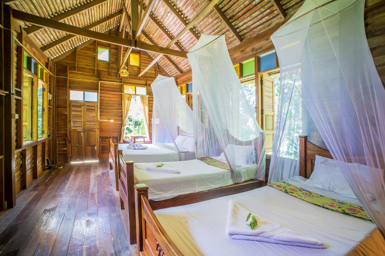 艺术河景山林小屋度假酒店 Khao Sok National Park 外观 照片